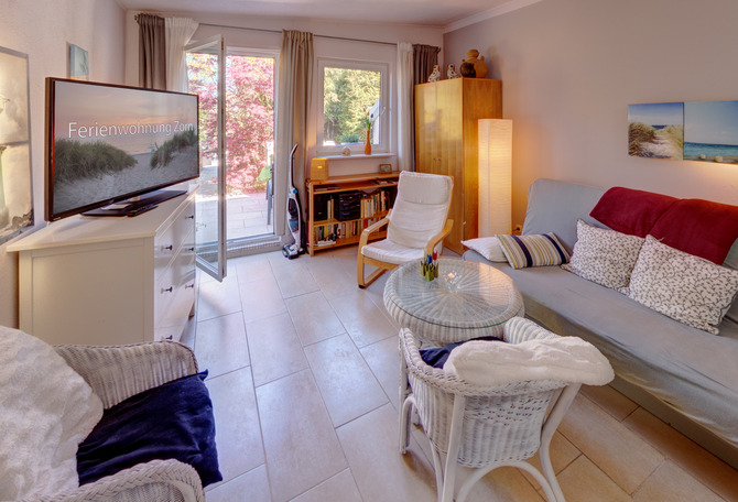 Ferienwohnung in Warnem&uuml;nde - Zorn - Wohnzimmer