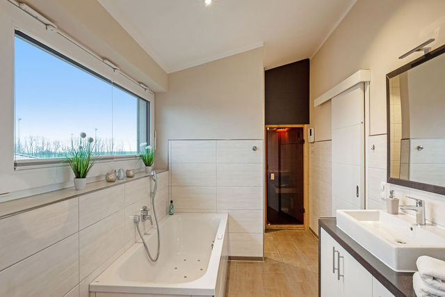 Ferienhaus in Fehmarn OT Klausdorf - "Ferienbauernhof Lafrenz" - Wellness - Ferienhaus K&uuml;stenwind - Bild 17