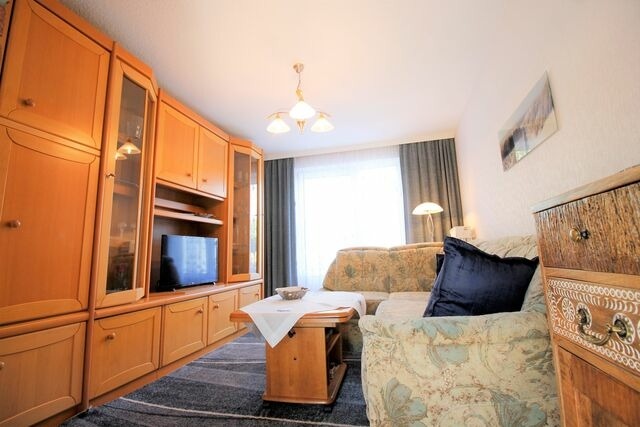 Ferienwohnung in Cismar - Haus am Kojenteich - Whg. 2 - Klosterdorf Cismar - gepflegte Wohnung auf idyllischem Seegrundst&uuml;ck - Bild 3