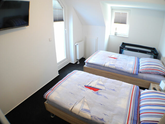 Ferienwohnung in Gro&szlig;enbrode - Wolkenlos 10 - Bild 11