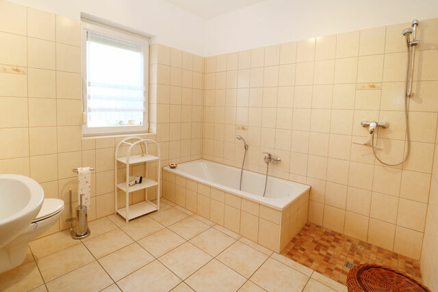 Ferienhaus in Karlshagen - Ferienhaus Moritz - mit gro&szlig;em Garten - Bild 12