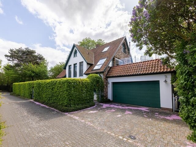 Ferienhaus in Garz - Familienferienhaus R&uuml;genbrise - Gemeinsames Urlauben mit Steg und Boot auf R&uuml;gen - alles inklusive und 5 B&auml;der - Bild 20